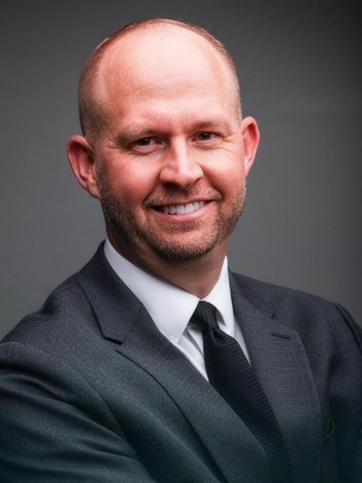 Dr. Alan Curtis